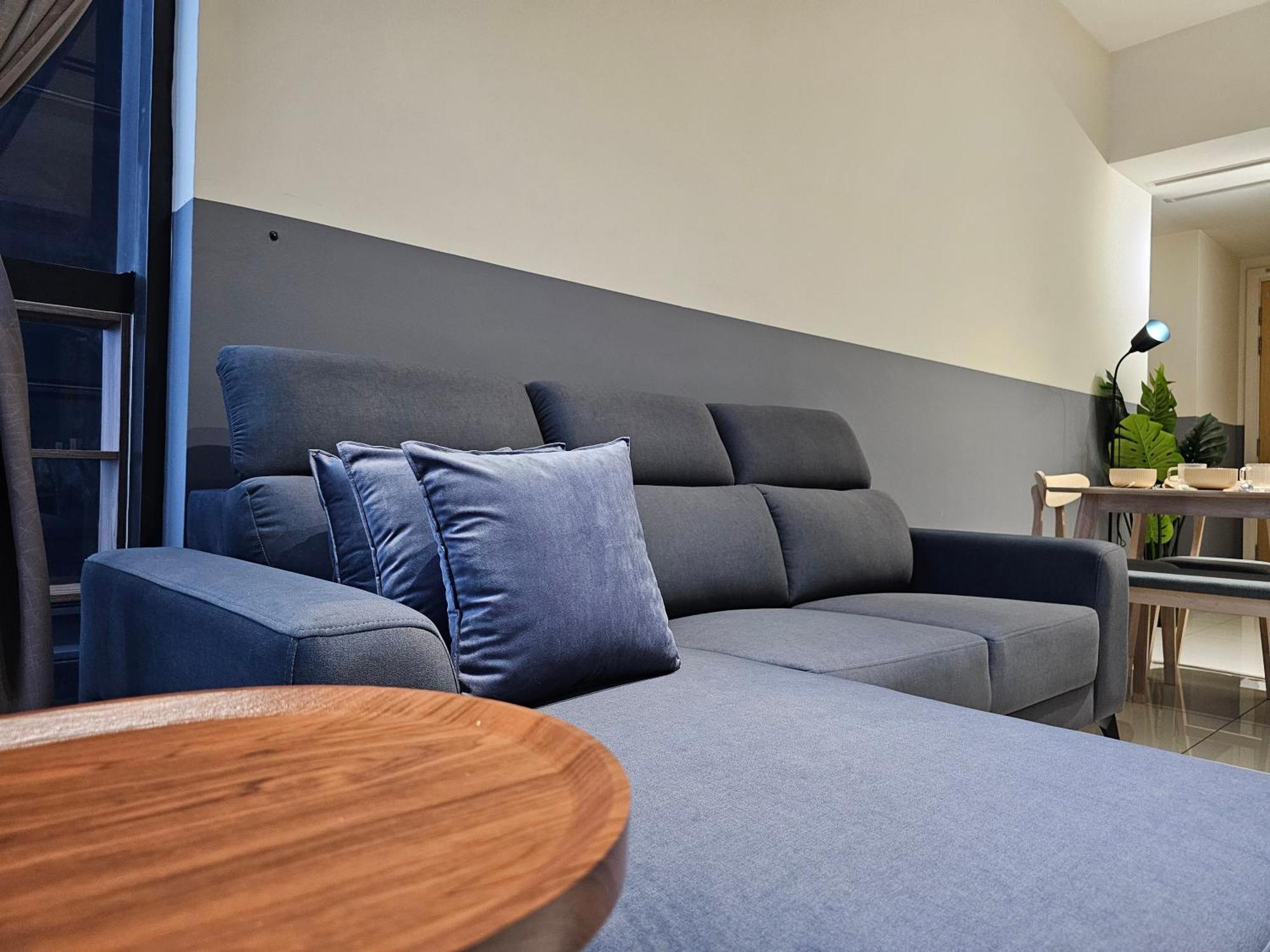 Icon Residenz Icon City, By De Harlequins Apartment *